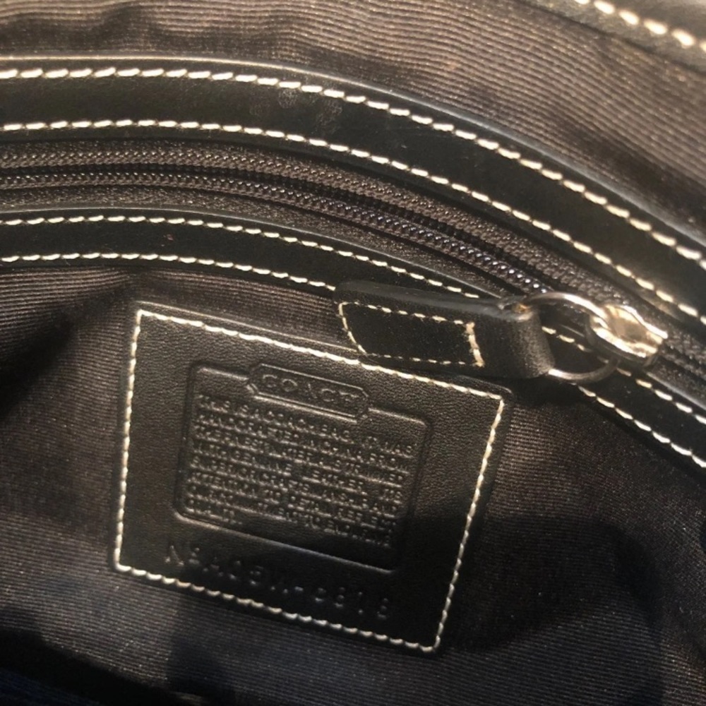 Authentic Coach Handbag! - Picture 5 of 6